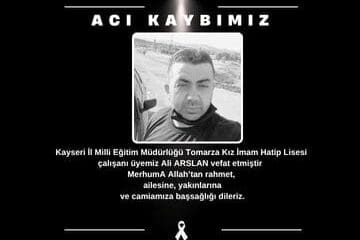 Siyah Beyaz Işıklı Geliyoruz Instagram Gönderisi (360 x 250 piksel) (14)