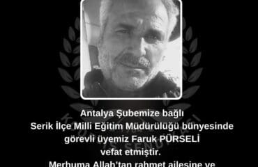 Siyah Beyaz Işıklı Geliyoruz Instagram Gönderisi